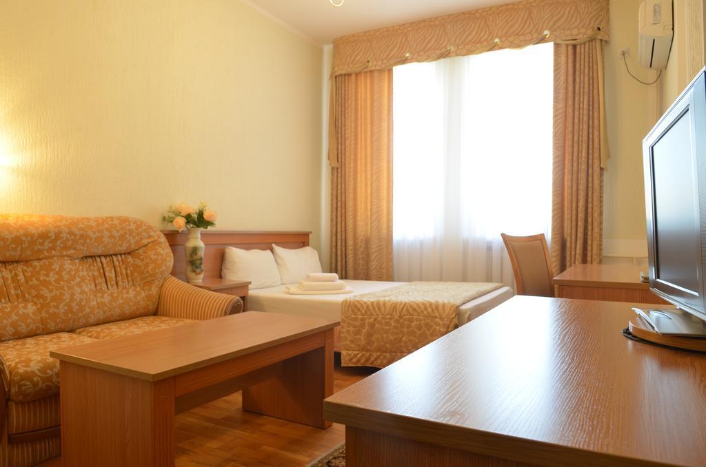 Altyn Dala Hotel Astana Exterior photo